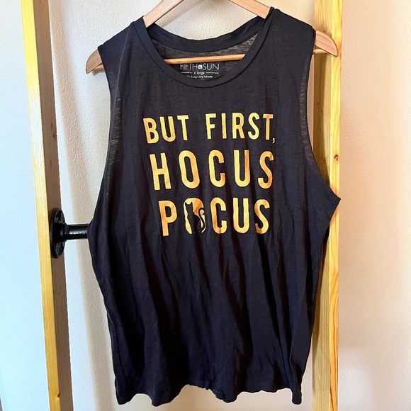 Halloween tank top - Picture 1 of 1